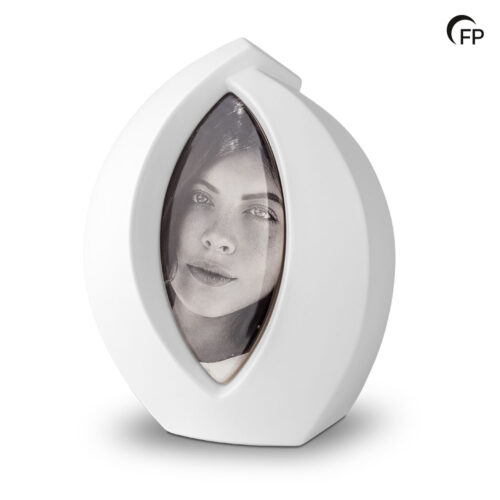 KU 111 Keramische urn Forever Framed